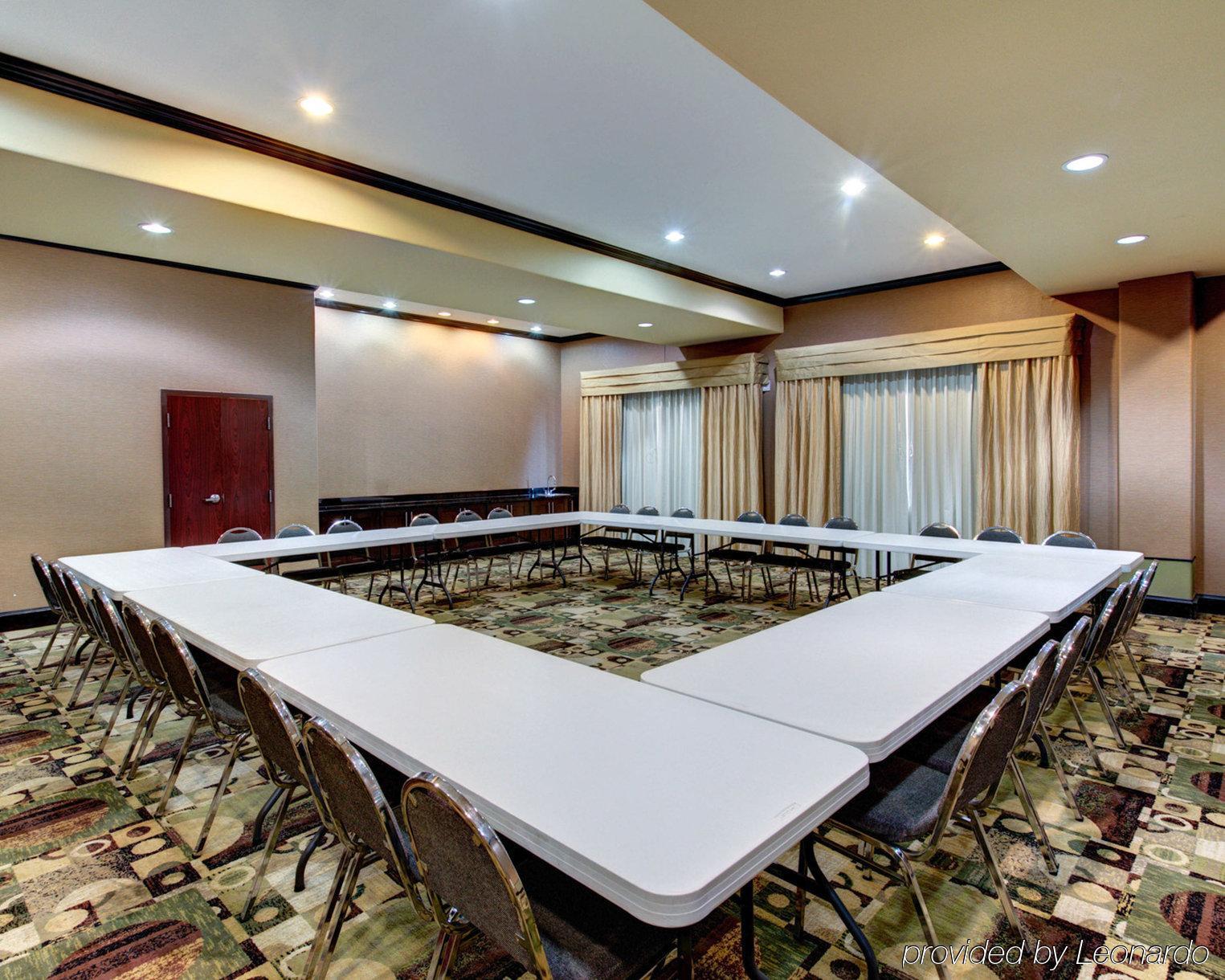 Best Western Plus Waxahachie Inn & Suites Extérieur photo